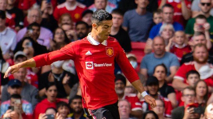JAM TAYANG Nonton Live Streaming Man United vs Aston Villa, Pembalasan Ronaldo di Piala Liga Inggris