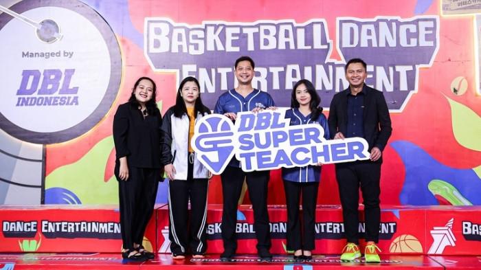 DBL Indonesia meluncurkan Super Teacher, program untuk mengapresiasi
guru-guru Indonesia