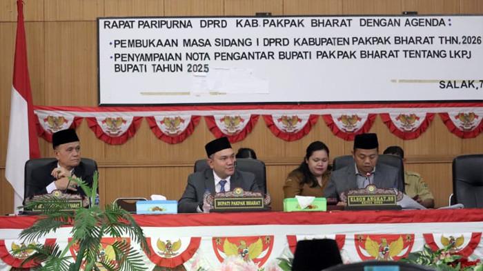 DPRD Pakpak Bharat menyampaikan rekomendasi LKPJ Bupati 2025