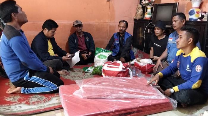Dinas Sosial menyalurkan bantuan bagi korban tanah longsor