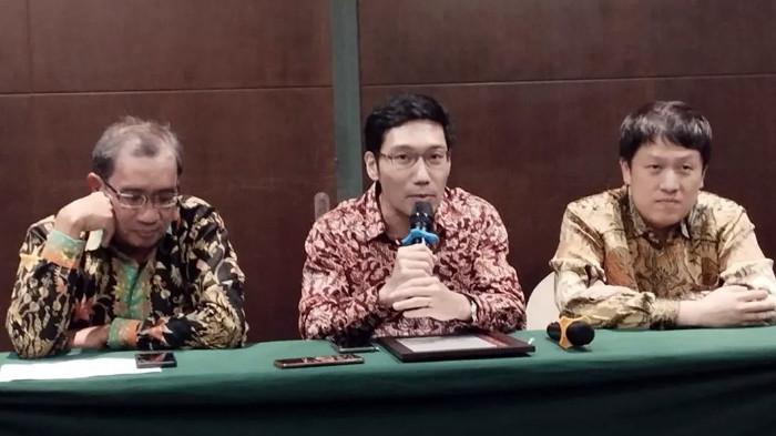 Direktur PT GRUTI Washington Pane dan Direktur PT Mujur Timber Yansen Ali