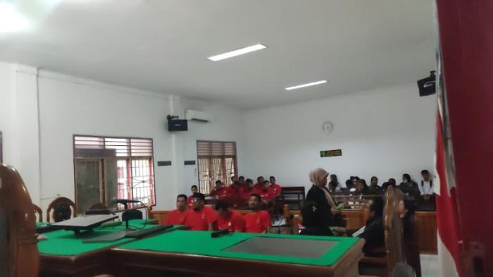 4 Debt Collector yang Rampas Mobil Pasutri di Medan Divonis 1,5 Tahun Penjara