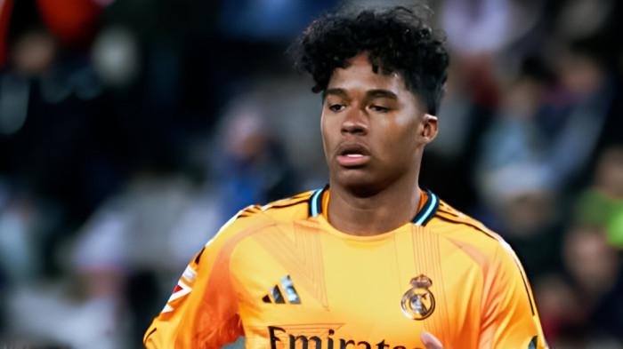 HENGKANG- Endrick Felipe Moreira de Sousa dikabarkan berniat hengkang sebagai pemain pinjaman di Real Madrid. Sejumlah tim lantas mengincarnya termasuk Manchester United.