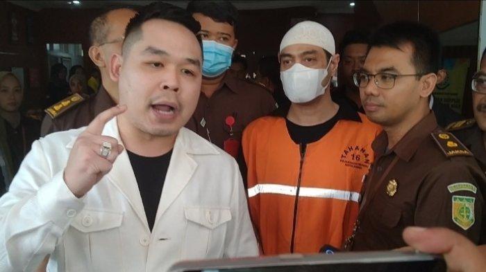 Ferry Irawan Merasa Dikorbankan Sang Istri Demi Ambisi, Singgung Rasa Cintanya ke Venna Melinda
