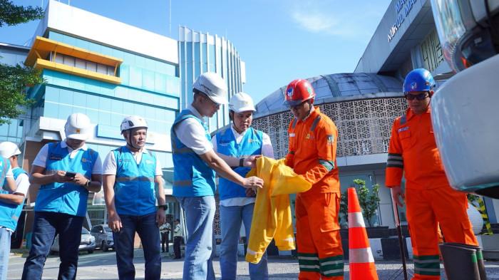 General Manager PLN UID Sumut memastikan wearpack 20 kV
