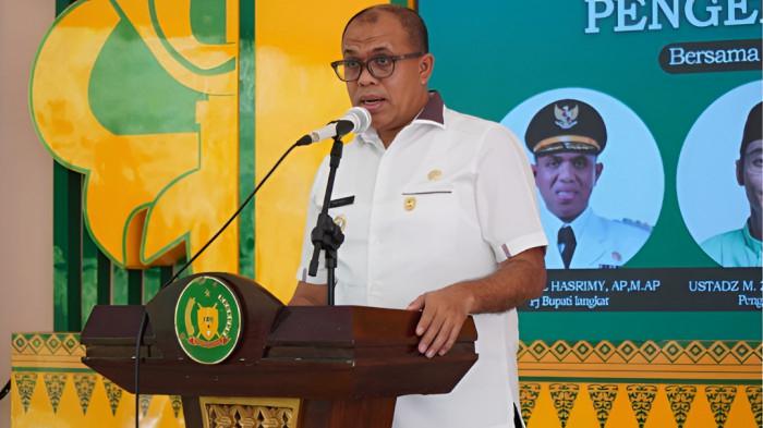 TERSERET DUGAAN KORUPSI- H. Muhammad Faisal Hasrimy, Kepala Dinas Kesehatan Sumatera Utara namanya terseret dalam dakwaan dugaan korupsi smartboard di Pemkab Langkat.