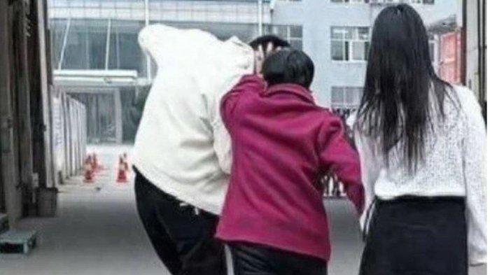 Baru Satu Jam Cerai, Pasangan Ini Langsung Rujuk, Ibu si Pria Melakukan Tindakan tak Biasa