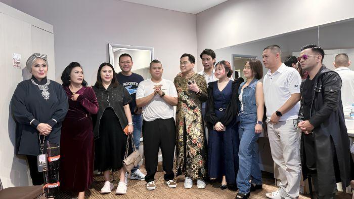 Interaksi hangat tim JÈSTHAM bersama para pemaiN