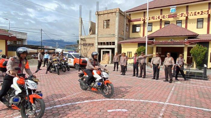 Kapolres Samosir Berangkatkan Personil Sat Pam Obvit ke Polsek Jajaran