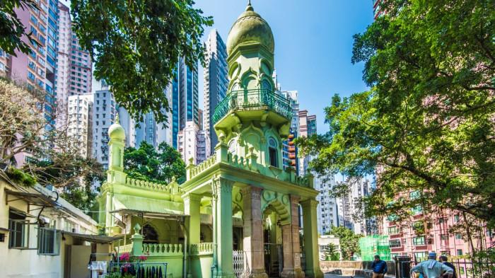 Jamia adalah masjid  tertua di Hong Kong