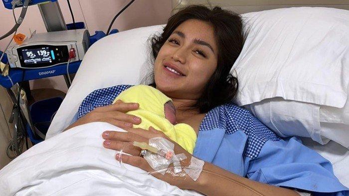 Jessica Iskandar Melahirkan Anak Kedua Berjenis Kelamin Laki-laki, Vincent Verhaaq Ungkap Rasa Haru