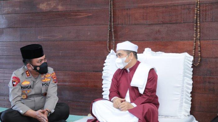 Silaturahmi Ke Tuan Guru Besilam, Kapolda Sumut Mohon Doa Selalu Amanah dalam Tugas