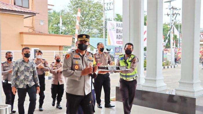 Kapolres Padangsidimpuan Beri Surpraise Hari Bhakti Adhyaksa Ke-62 Tahun