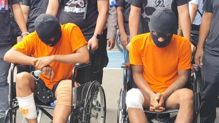 PELAKU BEGAL - Kedua tersangka yang membegal pelajar di Kota Binjai, Sumatera Utara, diringkus Satreskrim Polres Binjai, Rabu (13/5/2026).