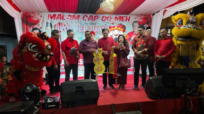 Kegiatan ini disambut meriah oleh masyarakat setempat.