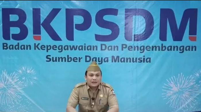 ASN TANJUNGBALAI - Kepala BKPSDM Kota Tanjungbalai, Ahmad Suangkupon memaparkan empat orang ASN Kota Tanjungbalai diberhentikan dari kedinasan.