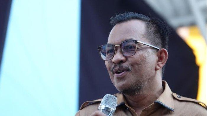 Kepala Dinas Komunikasi dan Informatika (Kominfo) Sumut Ilyas Sitorus, saat diwawancarai di kantornya, beberapa waktu lalu.