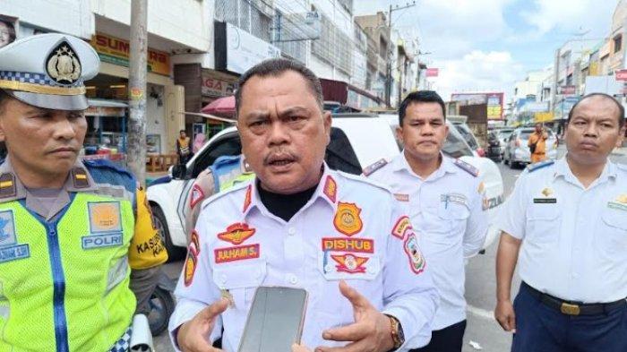 EKS KADIS PERHUBUNGAN - Julham Situmorang saat masih bertugas sebagai Kepala Dinas Perhubungan Kota Pematang Siantar, 