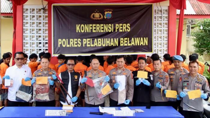 Polres Pelabuhan Belawan Ungkap 38 Kasus Kriminal Oktober: Narkoba, Curas, Curanmor & Kekerasan Anak