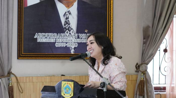 Ketua TP PKK Pakpak Bharat Sosialisasi B2SA