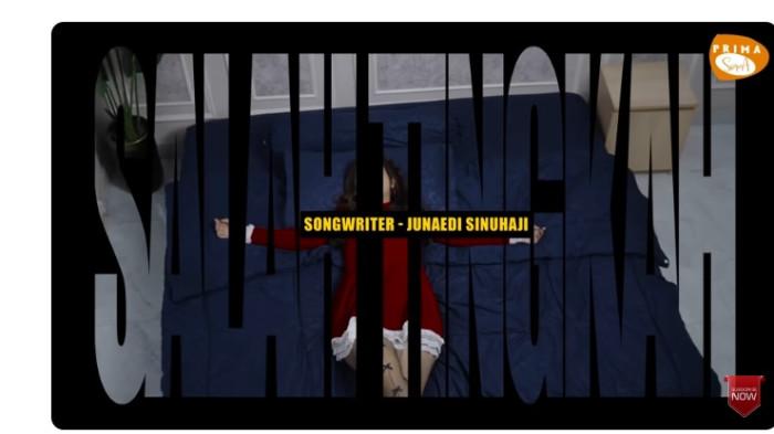 Lirik Lagu Karo Salah Tingkah yang Dipopulerkan oleh Gitarena Br Ginting