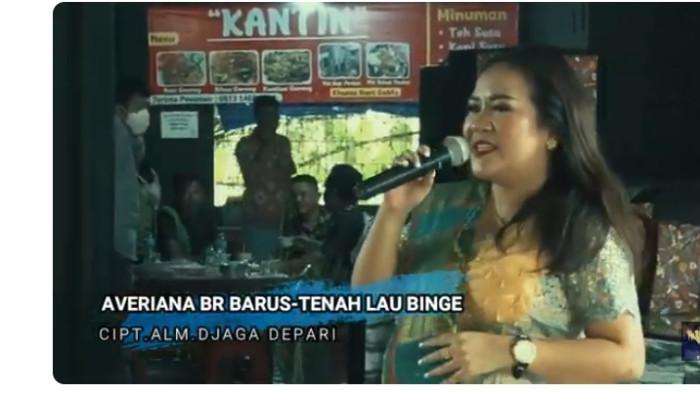 Lirik Lagu Karo Tenah Lau Binge Dipopulerkan oleh Averiana Br Barus