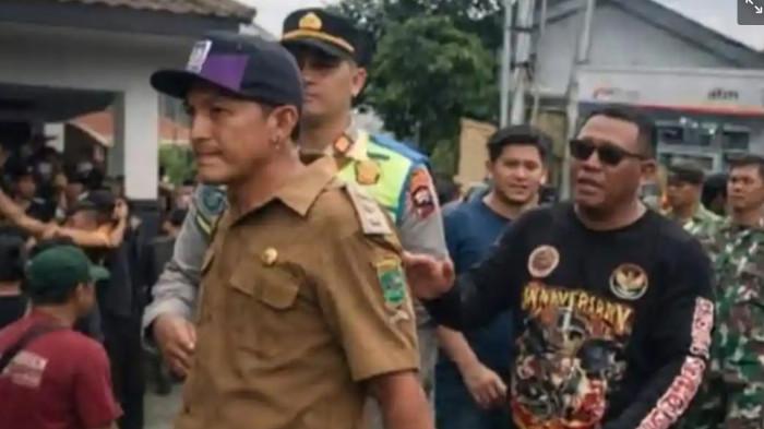 LSM harimau keroyok kades hoho