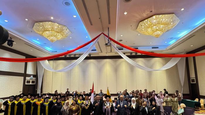 Langkah Pasti dari Negeri Seberang: Wisuda UT di Penang Penuh Kebanggaan