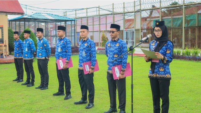 Lapas Kelas IIA Pematangsiantar melaksanakan upacara peringatan Hari KORPRI yang diikuti oleh seluruh pegawai.