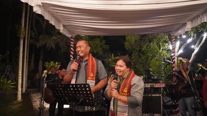 Malam Farewell F1H2O, Bu