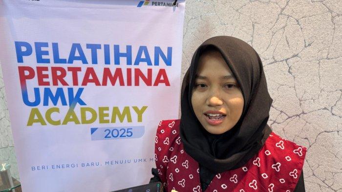 Marissa, peserta Pertamina UMK Academy 2025 dari Indragiri Hulu, Riau, yang juga perwakilan KERISPATI (Keripik Pisang Roti)