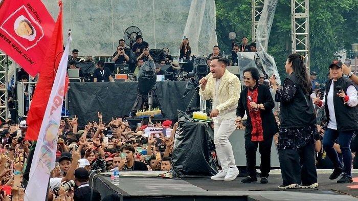 Joget Bareng Nassar KDI di Kampanye Akbar Ganjar-Mahfud, ini Rahasia Sehat Megawati di Usia 77 Tahun