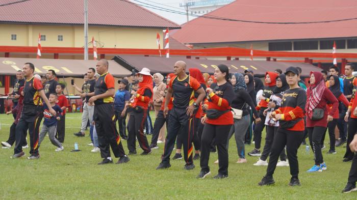 Memperingati HUT Brimob Polri ke-80 di Mako Brimob, Medan, Minggu (16/11/2025).”