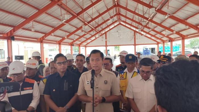 SEKOLAH RAKYAT - Menteri Koordinator Bidang Infrastruktur dan Pembangunan Kewilayahan Agus Harimurti Yudhoyono (AHY) meninjau langsung progres pembangunan Sekolah Rakyat Terintegrasi II Kota Medan, Jumat (3/7/2026).