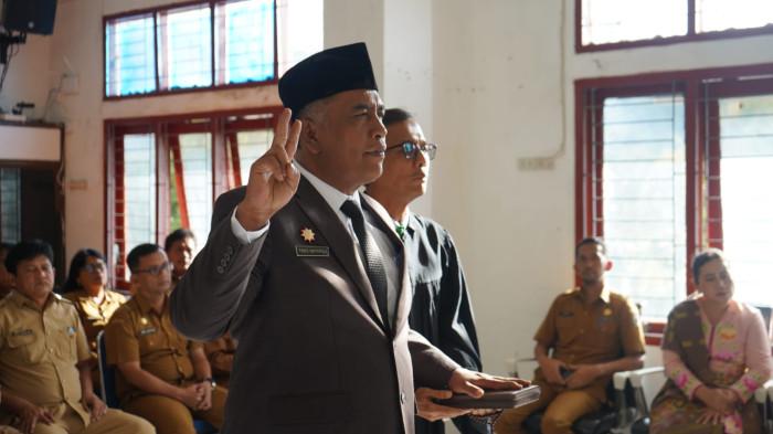 Usai Lantik Penjabat Sekda Toba, Bupati Effendi Sintong Sampaikan Lima Arahan Strategis