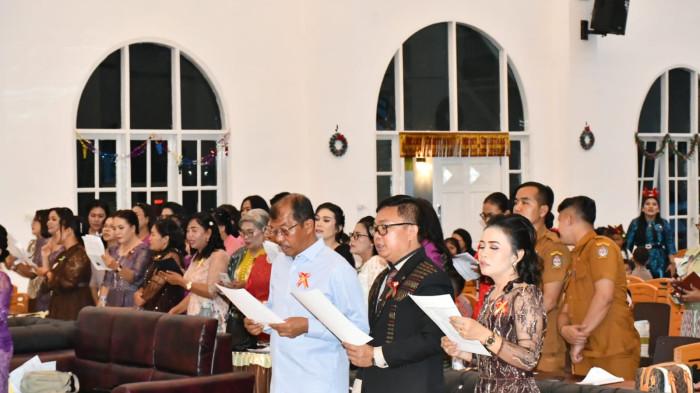 Wakil Bupati Toba Ikuti Natal Bersama Dinkes, RSUD Porsea, Puskesmas dan Profesi Kesehatan Kabupaten