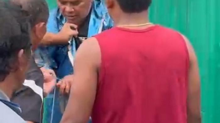 Oknum polisi Aiptu IWS diamankan warga