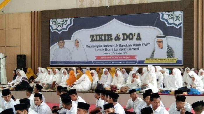 Plt Bupati Syah Afandin Gelar Dzikir dan Doa Bersama Masyarakat Untuk Kemakmuran Kabupaten Langkat