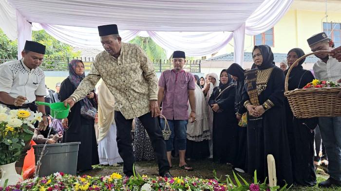 Ini Kenangan Bupati Langkat Terhadap Ngogesa Sitepu Semasa Hidup, Ondim: Almarhum Suka Berbagi