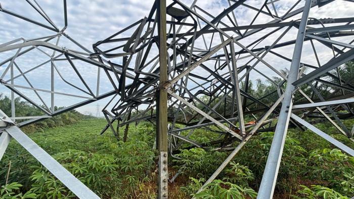 PLN Datangkan Empat Tower Emergency dan Personel Lintas Wilayah untuk Percepat Pemulihan Sistem Kelistrikan Sumut