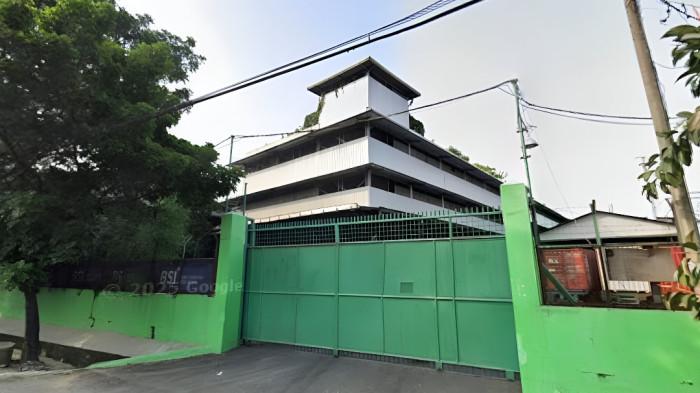 PABRIK SENDAL- PT Garuda Mas Perkasa (GMP) adalah pabrik sendal merk Swallow yang sudah berdiri sejak tahun 1973.