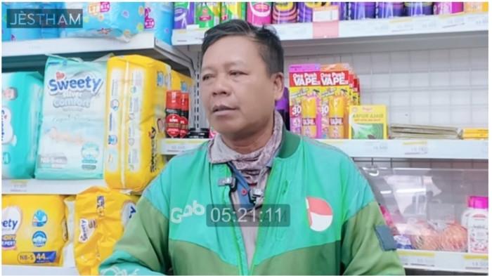  Pak Jumangin, Driver Ojek Online.