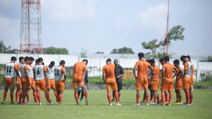 Akan Lakoni Babak Semifinal, Suharto AD Pesankan Anak Asuhnya Waspadai Titik Kuat PSDS