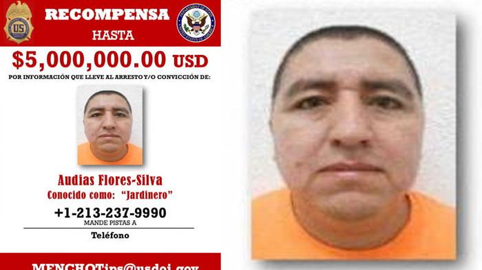 BOS KARTEL MEKSIKO: Pasukan khusus Meksiko menangkap Audias Flores Silva, tokoh kunci Kartel Jalisco New Generation (CJNG), di El Mirador, Nayarit, pada 27 April 2026. Pria berusia 45 tahun dengan julukan 'El Jardinero' ini sempat dilindungi puluhan pria bersenjata. Penangkapan melibatkan 500 tentara, enam helikopter, dan beberapa pesawat. Flores, yang menjadi buronan prioritas dengan hadiah penangkapan 5 juta dolar dari AS, disebut sebagai calon penerus El Mencho sebelum kematiannya.