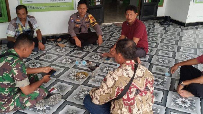 Bhabinkamtibmas Polres Tebingtinggi Sampaikan Pesan Kamtibmas ke Desa Bahsumbu