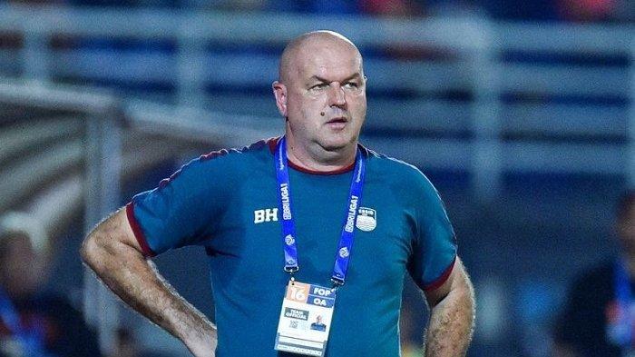 Pelatih Persib Bandung Bojan Hodak