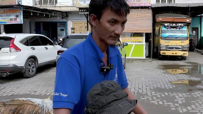 Peluh Ayah, Doa Anak, dan Sebuah
