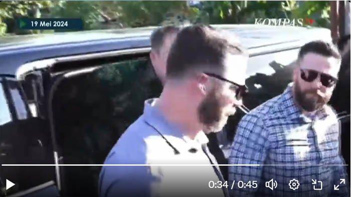 TAMPANG Sangar Bodyguard Elon Musk Saat Berada di Bali, Postur Tinggi Besar, Pengawalan Super Ketat