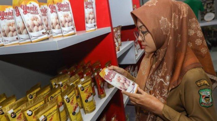 UMKM Siantar Naik Kelas setelah Dibina Dekranasda dan Diskoperindag, Destinasi Yes Transit No