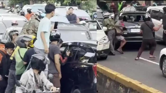 MOBIL CALYA DIAMUK - Mobil Calya hitam ugal-ugalan lawan arus diamuk massa di Pasar Baru, Jakarta Pusat, Rabu (25/2/2026)